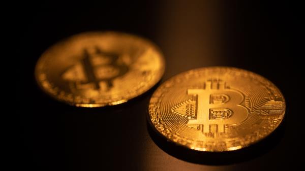 Bitcoin tops ,000 for the first time since June before slipping